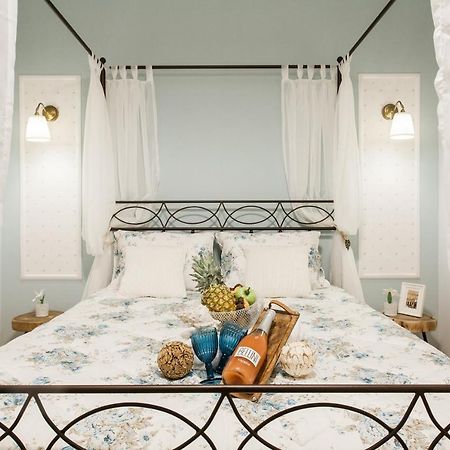 Syntagma Private Sweet Safe Double Rooms With Shared Bathroom Athens Exterior photo